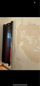 Photo de galerie - Mur dégradé , fissure 