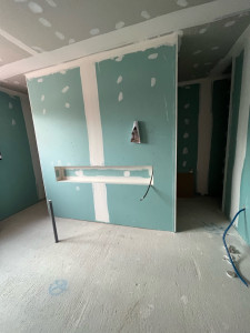Photo de galerie - Création d’une niche baignoire  (salle de bain ) 