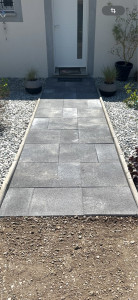 Photo de galerie - Création d’une allée en dalle