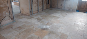 Photo de galerie - Posé de travertin 