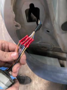 Photo de galerie - Changement broche feu arrière 