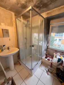 Photo de galerie - Installation d’une cabine de douche