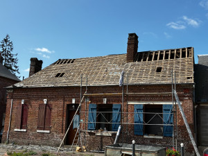 Photo de galerie - Rénovation, démontage et pose d’écran de sous toiture 
