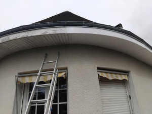 Photo de galerie - Peinture intérieur extérieurs 
 mur,plafond, dessous de toit, boiserie pose de papier peint 