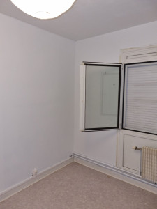Photo de galerie - Peinture complète sur murs qui était noir.
