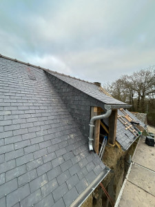 Photo de galerie - Lucarne sur couverture ardoise