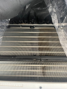 Photo de galerie - Avant/après nettoyage haute pression.