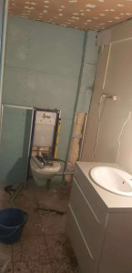 Photo de galerie - Rénovation d'un WC et installation sanitaire d'un lave main