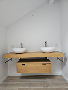 Photo de galerie - Pose d'une vasque sur mesure