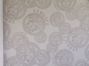 Photo de galerie - Pose de papier peint Versace 