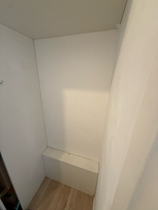 Photo de galerie - Avant étagère 