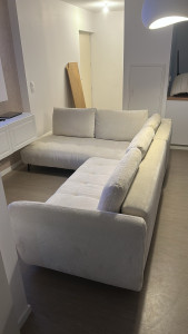 Photo de galerie - Canapé d’angle entièrement remis à neuf suite à une casse du dossier
