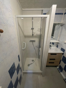 Photo de galerie - Rénovation partielle de salle de bains 