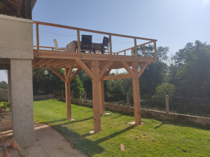 Photo de galerie - Création d'une terrasse sur pilotis