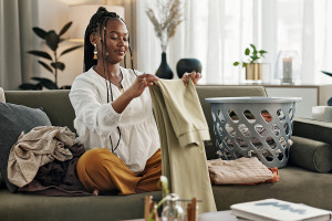 Photo de galerie - Aider à arranger les vêtements 