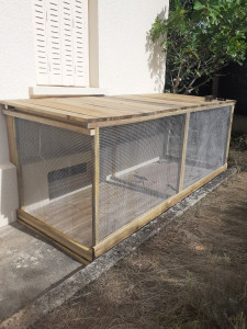 Photo de galerie - Construction bâti extérieur pour chats et autres