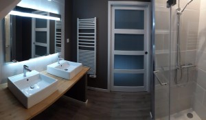 Photo de galerie - Réalisation complète d'une salle de bains, de la pose du placo jusqu'aux finitions.