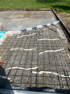 Photo de galerie - Je fais des terrasses dans les cours avec du béton.