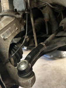 Photo de galerie - Remplacement rotule de direction Alfa Romeo Giulietta