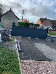 Photo de galerie - Pose portail coulissant