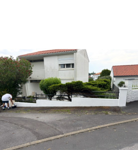 Photo de galerie - Remises en peinture de la murette 