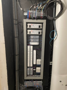 Photo de galerie - Trappe électrique 