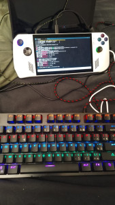 Photo de galerie - Debogage et réparation en ligne de commandes (CMD) sur une Rog Ally