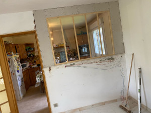 Photo de galerie - Pose de verrière sur mur existant 