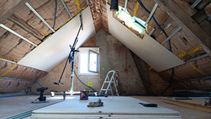 Photo de galerie - Aménagement combles . plancher,  isolation, placo., finition...

