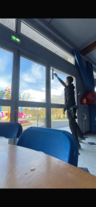 Photo de galerie - Nettoyeur de vitres