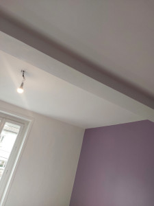 Photo de galerie - Mise en peinture plafond et murs 