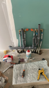 Photo de galerie - Ici je vous présente une tout petit partie de mon travail réalisé ( une nourrice et évacuation de évier )