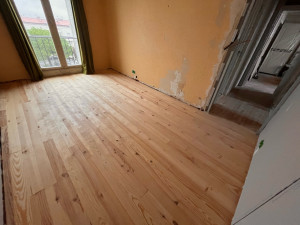 Photo de galerie - Dépose et repose d un ancien parquet bois en sapin blanc