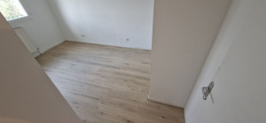 Photo de galerie - Nouvelle pièce en parquet flottant avec sous couche de 5mm épaisseur 