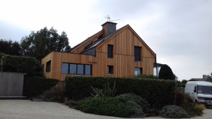 Photo de galerie - Bardage Red cedar  et isolation extérieure 