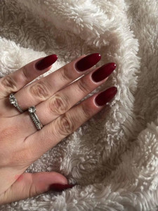 Photo de galerie - Pose de vernis Semi permanent sur ongles naturels