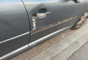 Photo de galerie - 130€ avec le poignée ( porte de Peugeot 207)