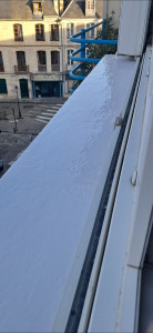 Photo de galerie - Remise en peinture, appuie de fenêtre.