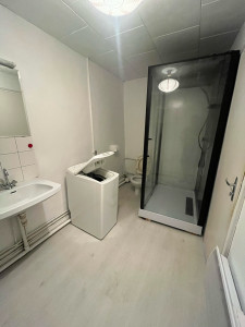 Photo de galerie - Pose de cabine de douche