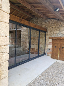 Photo de galerie - Pose baie vitrée 4 vantaux.