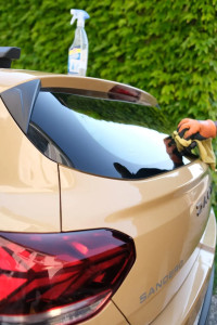 Photo de galerie - Nettoyage extérieur véhicule 