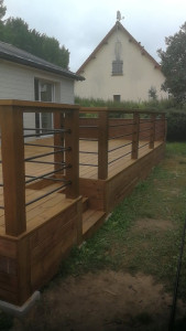 Photo de galerie - Réalisation d'une terrasse sur pilotis 