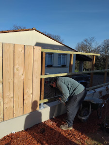 Photo de galerie - Réalisation d'une Cloture en bois 