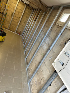 Photo de galerie - Isolation et plaquage en osb d’un garage 