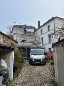 Photo de galerie - Remplacement d’une ancienne  couverture par de la tuiles pv 13 avec écrans de sous toiture 