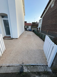 Photo de galerie - Allée de maison après 