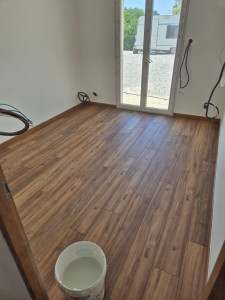 Photo de galerie - Pose parquet ainsi que la sous couche 