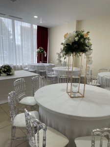 Photo de galerie - Salon de jardin (tables et chaises)