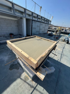 Photo de galerie - Une petite dalle pour ventilation de toiture 