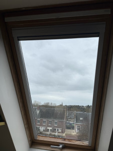 Photo de galerie - Pose store velux
